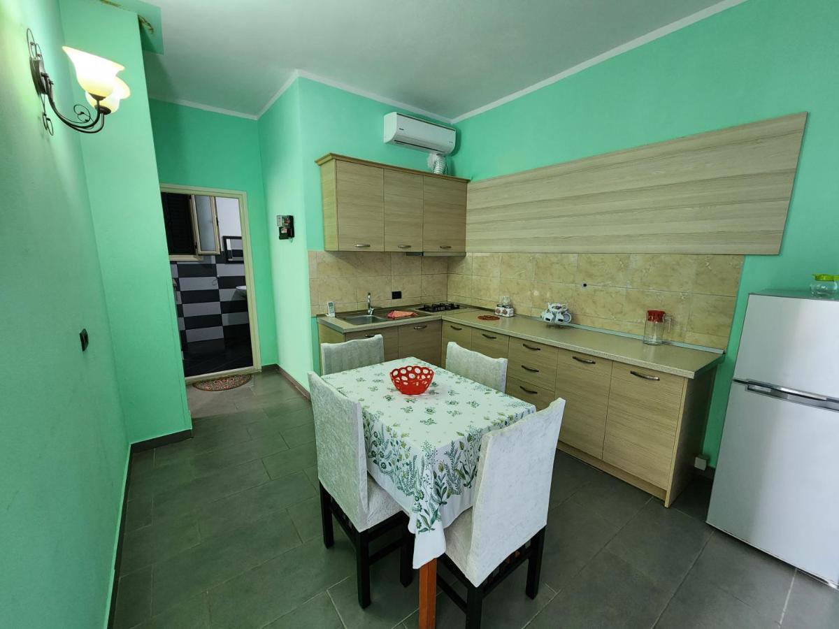 Villa Orange Vlore Bagian luar foto