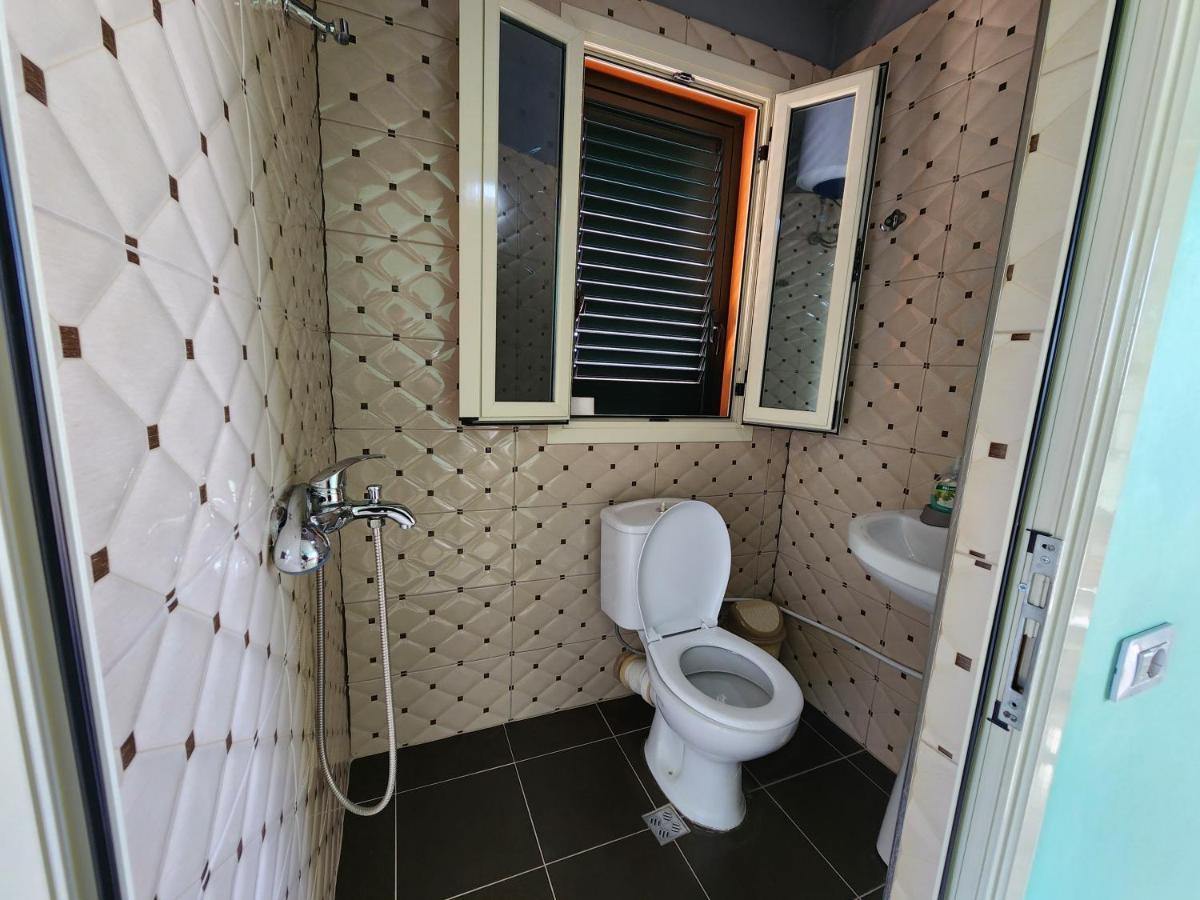 Villa Orange Vlore Bagian luar foto